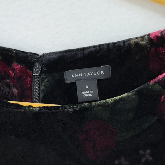Ann Taylor Floral Gothic Mini Shift Dress Size 8 Long Sleeve Whimsigoth Velvet - Picture 7 of 9